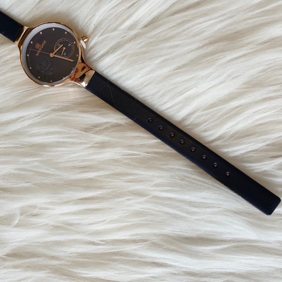 🌹Beautiful Watch  For Women 🌹💋❤️ - Picture 3 of 5